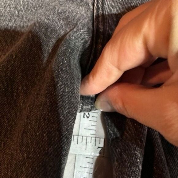 Good American Womens Curve Twist Slit Hem Straight Jeans Charcoal Gray Size 8/29 - Picture 12 of 13